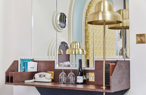 Covent Garden Hotel | Henrietta Experimental