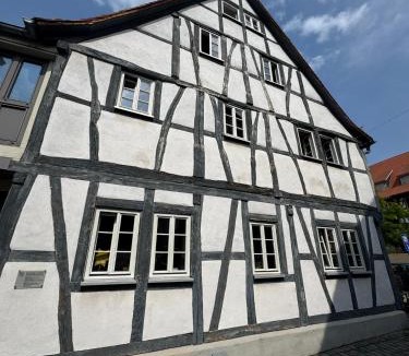 Heppenheim Apartment | Herzstück 1526 - Ihre Ferienwohnung im Fachwerkhaus direkt in der Altstadt