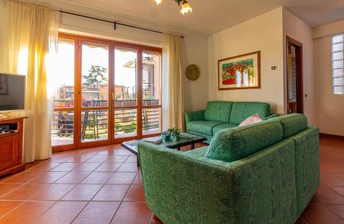 Zona LVIII Prima Porta Apartment | HER - Home Essential Rome