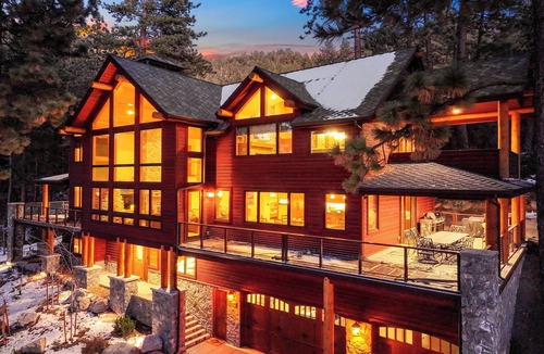 Lincoln Park House | Here comes the Sun luxe57 Lake Tahoe estate