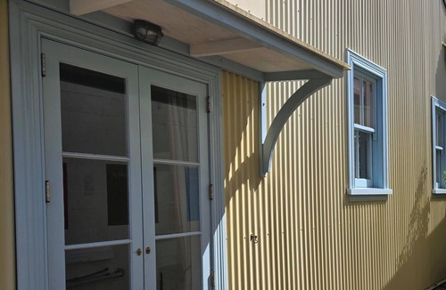 Coromandel Apartment | Heritage 1 Bedroom Apartment in the Heart of Coromandel Town.