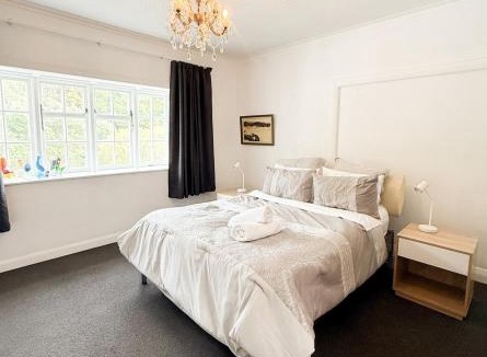 Wellington House | Heritage 1915 Home, Modern Elegance
