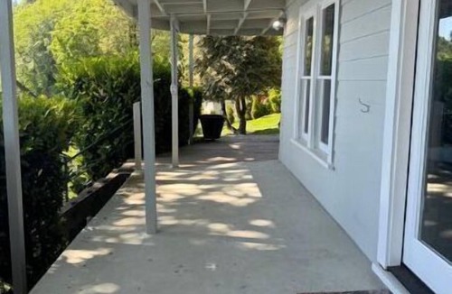 Burley House | Heritage Accommodation on Private Beach
