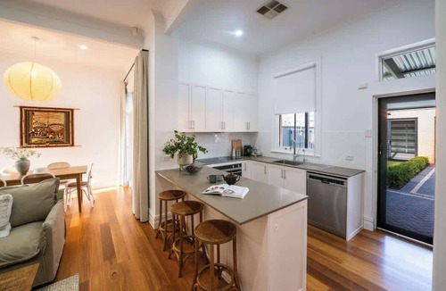 St Peters House | Heritage Elegance Close to CBD
