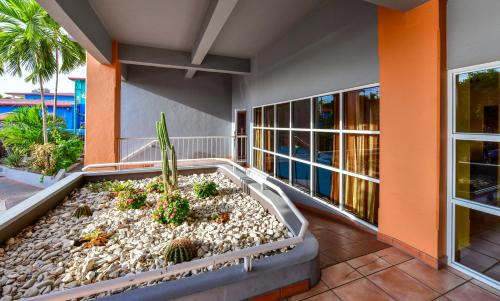 Saint John Parish Hotel | Heritage Hotel