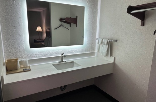 Milledgeville Hotel | Heritage Inn Milledgeville GA