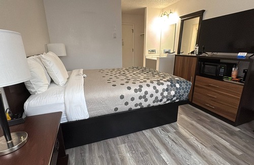 Meridian Bed & Breakfast | Heritage Inn