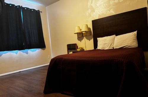 Uniontown Hotel | Heritage Inn