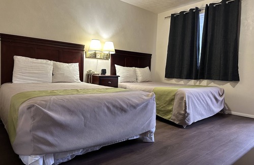 Uniontown Hotel | Heritage Inn