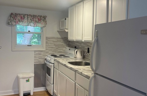 Stanhope Cottage | Heritage Three-bedroom Cottage (Cottage 1)