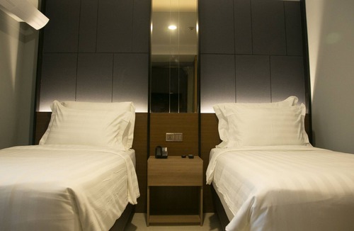 Mittakpheap House | Herloom serviced residence