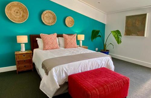 Hermanus City-Centre Apartment | Hermanus Waterfront Apartment