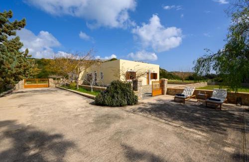 Plimmiri House | Hermes' Getaway Plimmiri