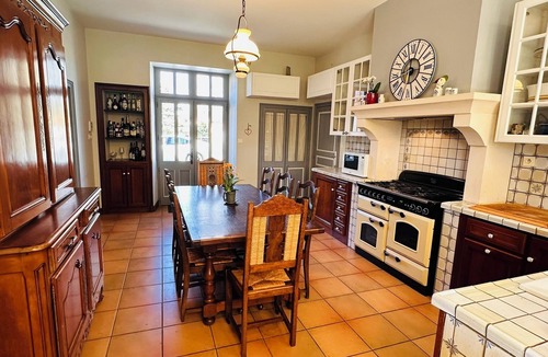 Saint-Mesmin House | Hermitage Castle ★ Private Pool ★ Wooded Park ★ 20 min from Puy du Fou