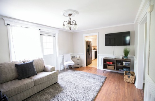 Tulip Grove House | Hermitage Haven- Your Home in Nashville! WiFi, 20 min Downtown, 10 min Airport