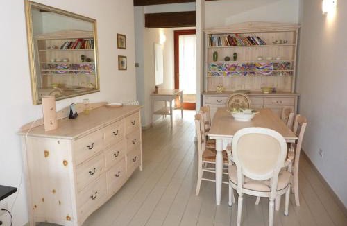 Porto Valtravaglia Apartment | Hermitage mimosa