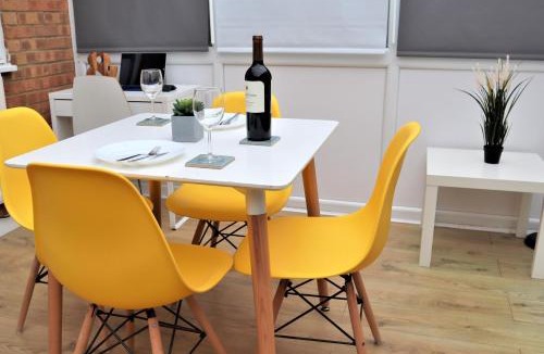 Thrapston House | Heron House