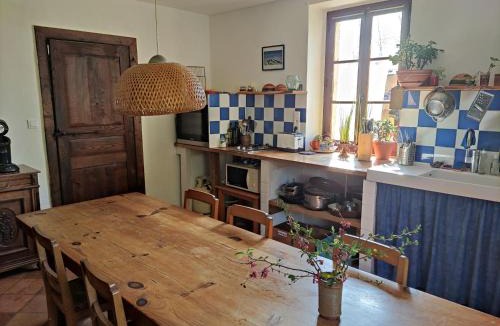 Cledes House | "Hertou"