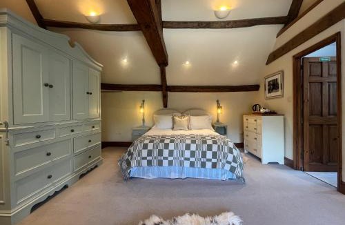 Galhampton House | Hewletts Mill