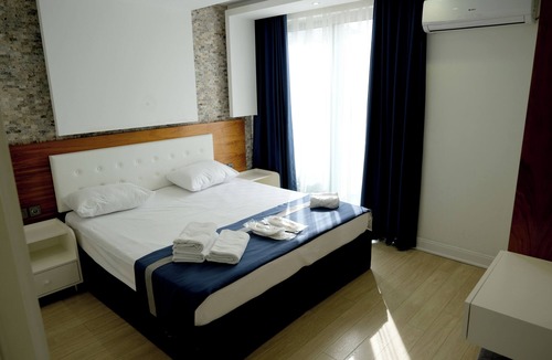 Eski Lara Hotel | Hey Lara Hotel