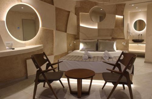 Perissa Hotel | Heyday Luxury Suites