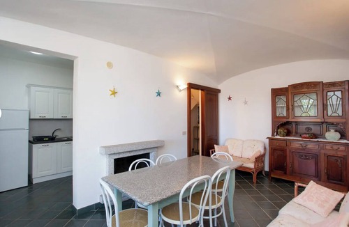 San Teodoro City Centre Villa | HH San Teodoro, Sea View, 4 Bedrooms