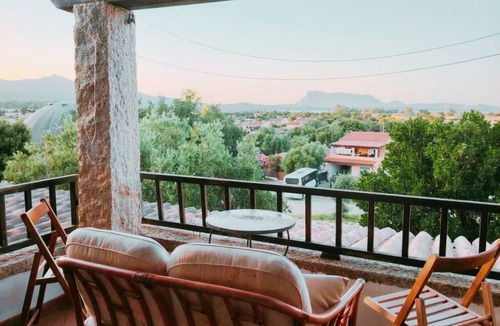 San Teodoro City Centre Villa | HH San Teodoro, Sea View, 4 Bedrooms