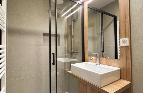 Kranj Hotel | Hiša Aleš