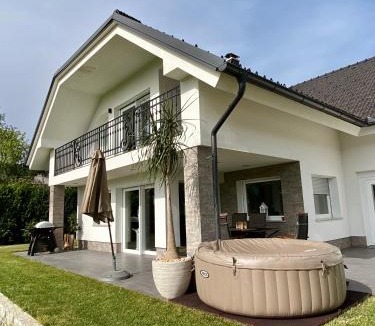 Kranj House | Hiša Helena