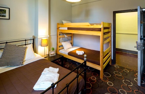 West Point Grey Hostel | HI Vancouver Jericho Beach - Hostel