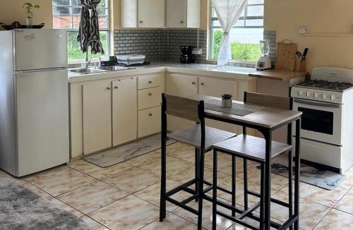 Bois d'Orange Apartment | Hibiscus Apt 1