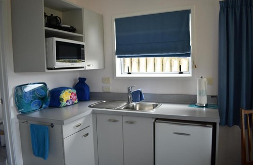 Waihi Beach Bed & Breakfast | Hibiscus Bed & Breakfast