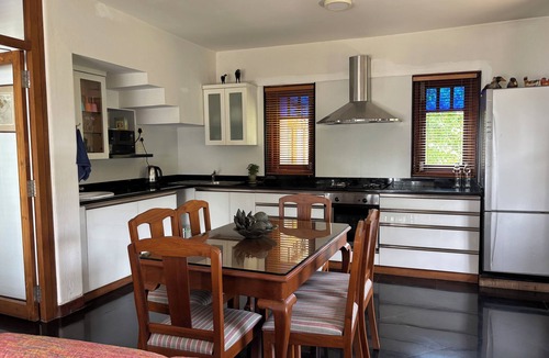Thanneermukkom Villa | Hibiscus Earth - CGH Earth