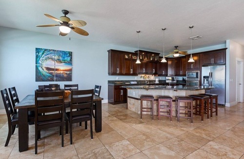 Laie House | Hibiscus Estate - Laie Point views! Hot tub! AC