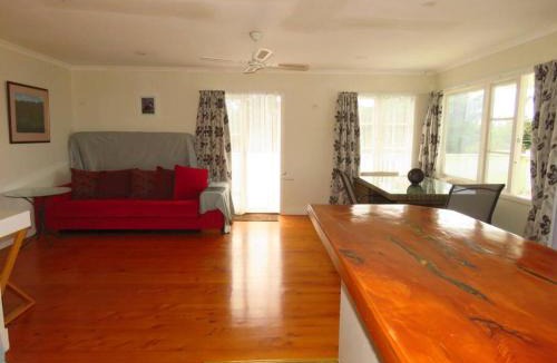 Karkari Peninsula House | Hibiscus Hideaway