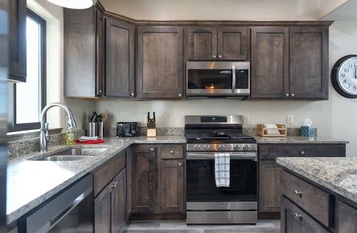 Lead House | Hickok’s Bluff – Spacious Black Hills Cabin with Views, Hot Tub & Game Room