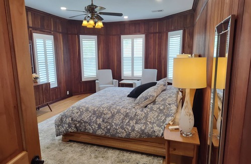 Westland Bed & Breakfast | Hickory House Bed & Breakfast