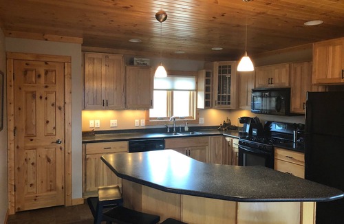 Sauk County Cabin | Hickory Ridge Log Cabin Living