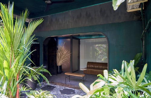 District 1 Apartment | Hidden Bar Styled Studio @Saigon
