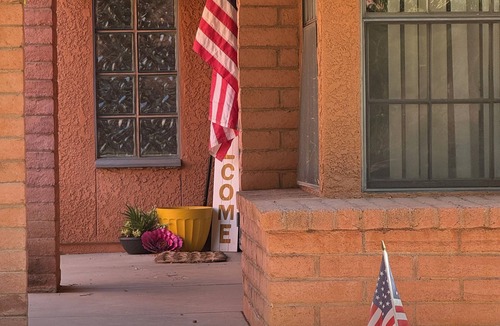 Hill Farm House | Hidden bed & breakfast style jewel in Tucson