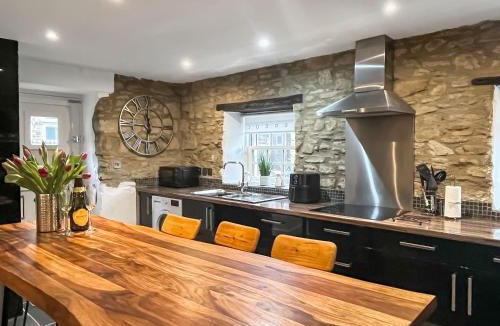 Yarm House | Hidden Cottage