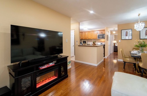 Canarsie Apartment | Hidden Delight . Charming 2-bedroom apartment close to JFK AIRPORT