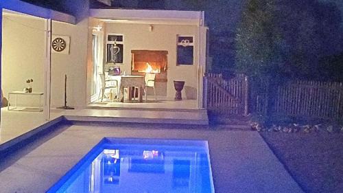 Langebaan House | HIDDEN GEM A unique Golf Estate, Game Reserve north facing 6 sleeper 3 en suite bedrooms with 12m Solar Warmed Lap Pool