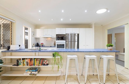 Mudjimba House | Hidden Gem at Mudjimba - Walk to Cafes & Surf Beach