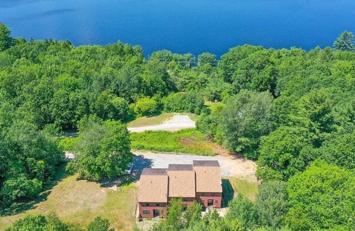 Harrison Condo | Hidden Gem! Large 3BR Condo, minutes to Pleasant Mtn! 40 Minutes to Sunday River