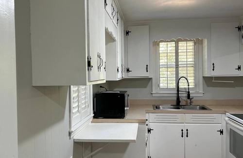 Athens House | Hidden Gem