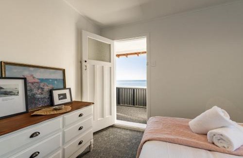 Kaikoura House | Hidden Gem, Whales & Dolphins, Epic Location - KK71342