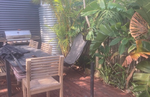 Manly Vale Apartment | Hidden glamping hideaway in Manly Vale near Manly beaches, easy access to Sydney