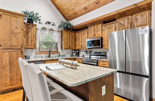 Morganton Cabin | Hidden Haven- Welcome to Modern Living!