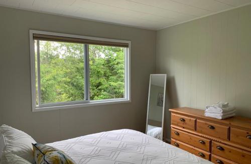 Coal Harbour Apartment | Hidden JEM - Your Home Away From Home
